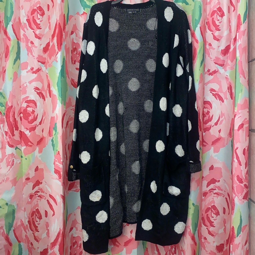 🤍🖤 Polka Dot Sweater 🖤🤍
